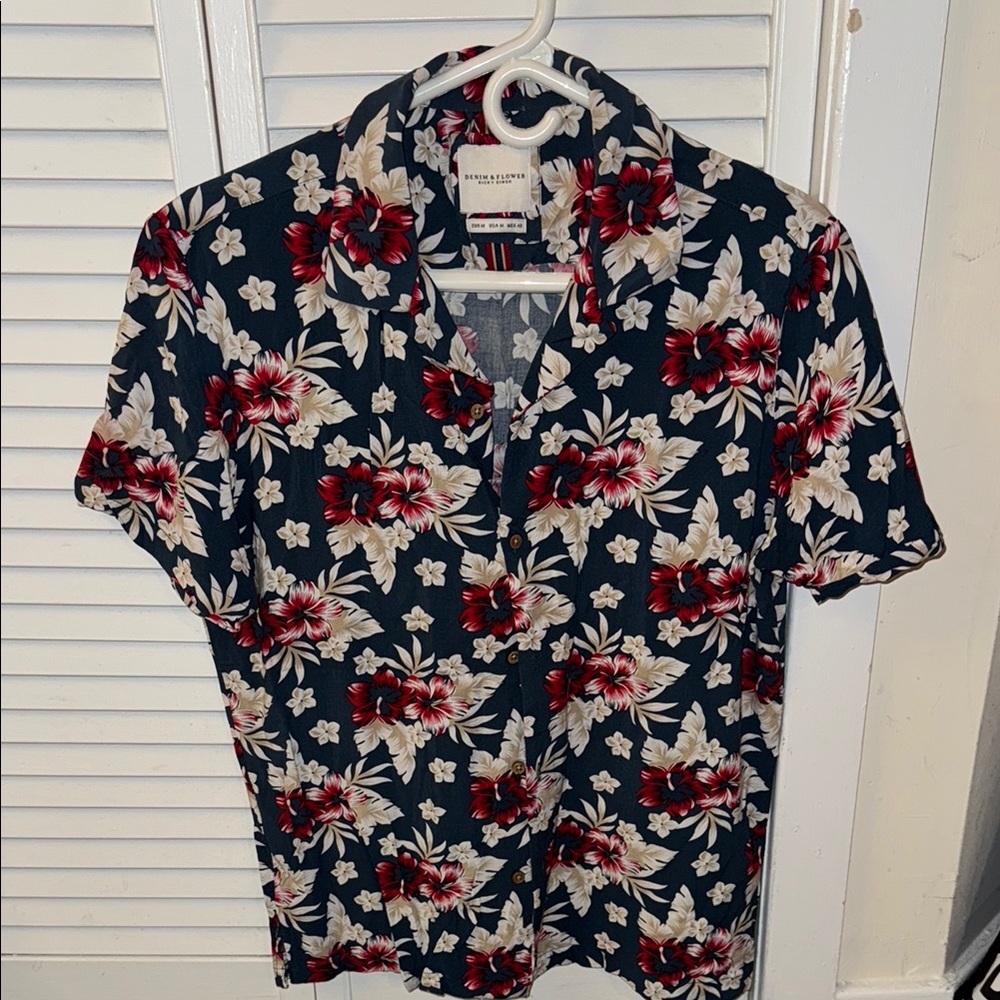 Denim & Flower Navy and Red Floral Shirt